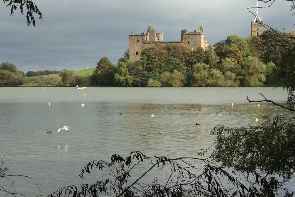 Вилла Sunny House With Views To Edinburgh Skyline Экстерьер фото