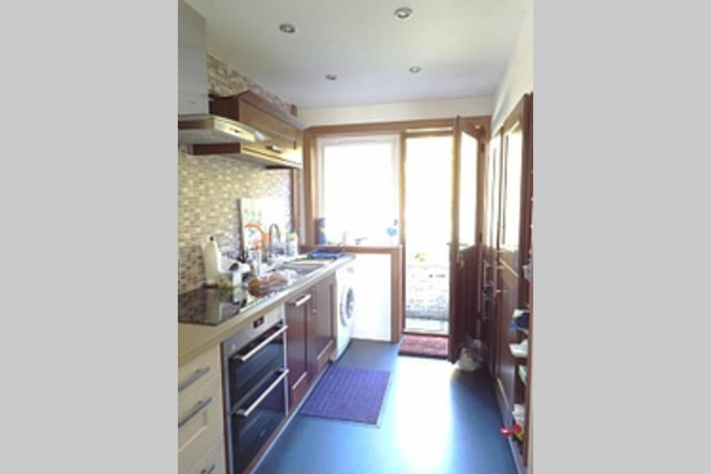 Вилла Sunny House With Views To Edinburgh Skyline Экстерьер фото